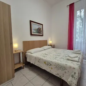 A Casa Di Alex Vatican Bed & Breakfast
