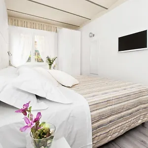 2* Bed & Breakfast White Colosseo